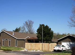 2908 Princeton Pl, Manhattan, KS 66503