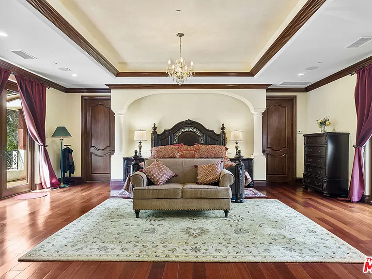 4141 Cambridge Rd — Photo 24