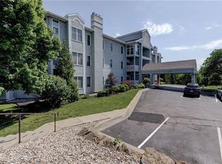 17800 E Bolger Rd APT 144, Independence, MO 64055