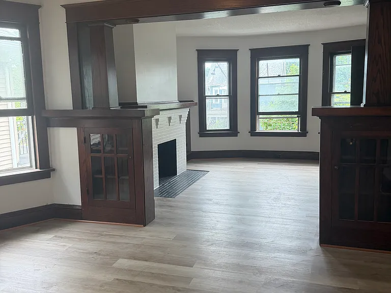 726 Amherst St #2 — Photo 4