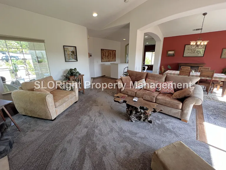 1527 Via Briza Ct — Photo 5