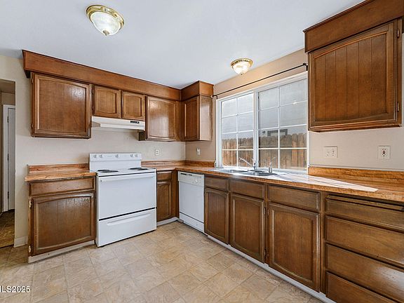 4th image of 1897 Bonita Vista Dr
