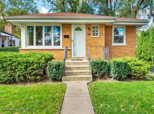 908 S Hillside Ave, Elmhurst, IL