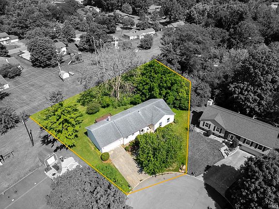 2nd image of 1712 N Black Oak Ct