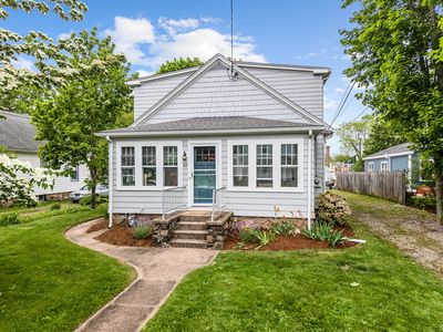 45 Harding Avenue, Branford, CT, 06405