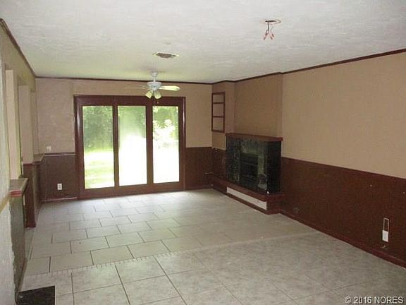 5th image of 1908 S Lions Ave
