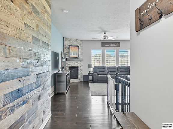 4th image of 17703 Palisades Dr
