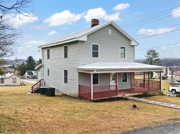 9th St, Altavista, VA 24517
