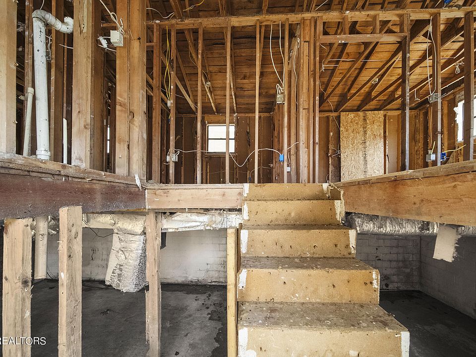 246 Graves Hollow Rd, Maynardville, TN 37807 Zillow