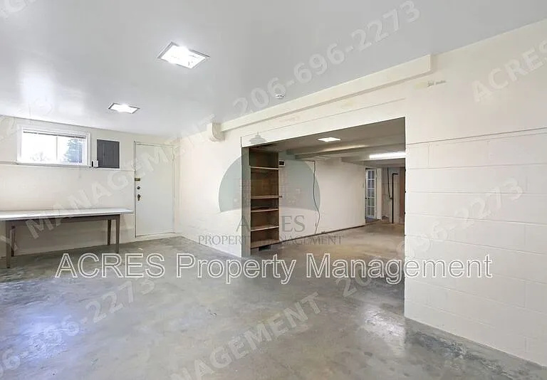 15446 21st Ave SW — Photo 36