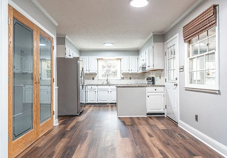 120 Fox Hunt Ln — Photo 8