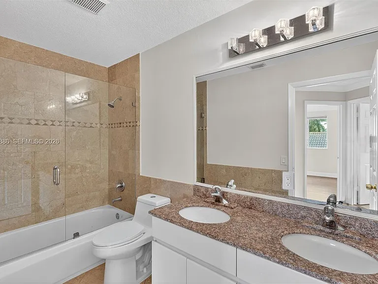 1115 Camellia Cir — Photo 28