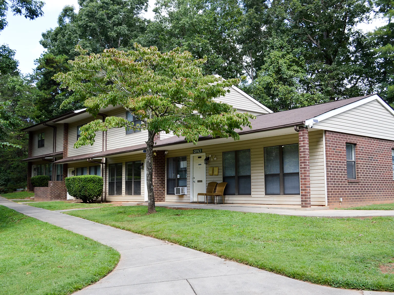 Drexel Apartments — Photo 2