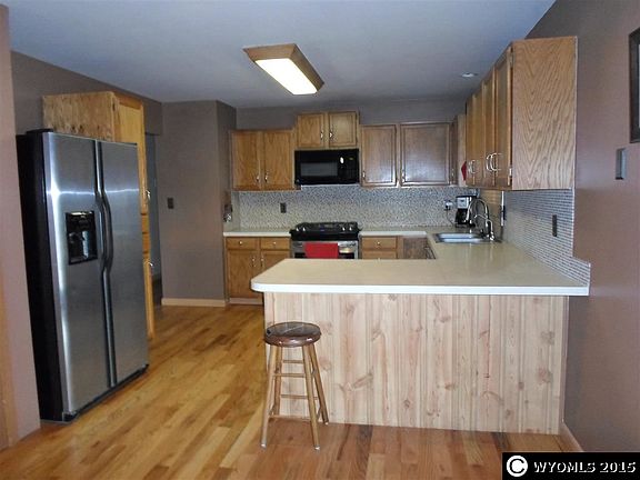 2nd image of 231 Hillcrest Dr