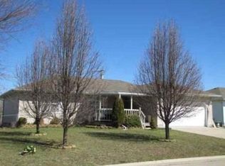 1229 Tyler Dr, Lebanon, MO 65536