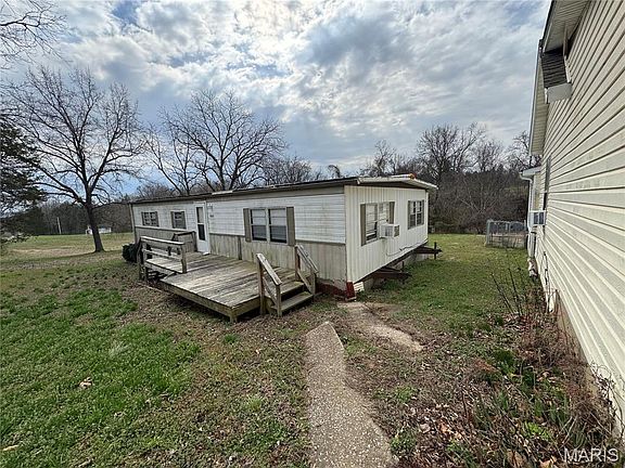 3rd image of 4386 Jarvis Rd