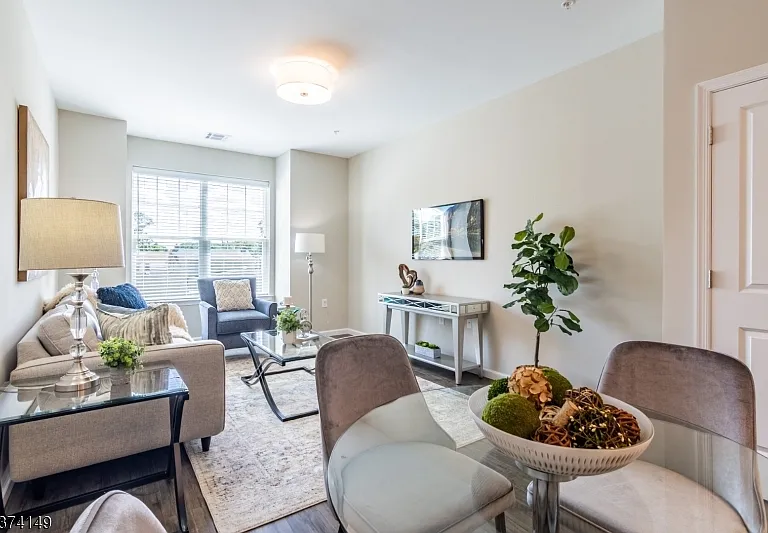 54 N Main St #301 — Photo 3