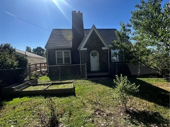 48647 Belmont Ave, East Liverpool, OH 43920