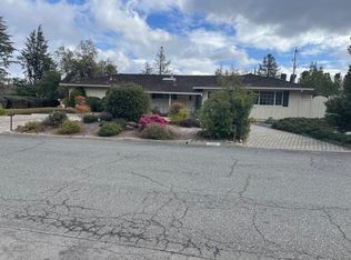 13860 Malcom Ave, Saratoga, CA 95070
