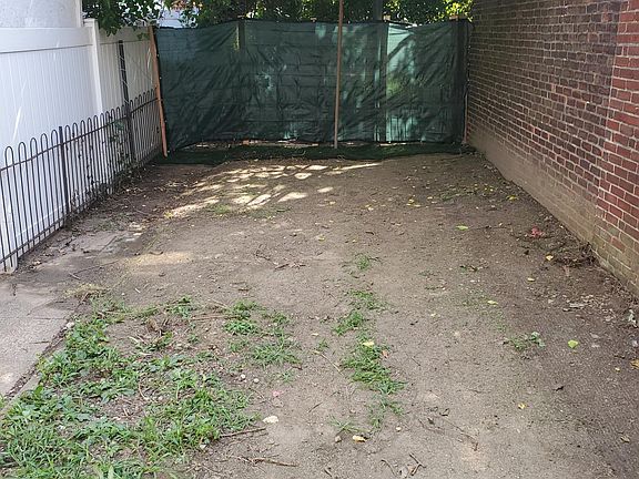 4th image of 5423 N 6th St #1