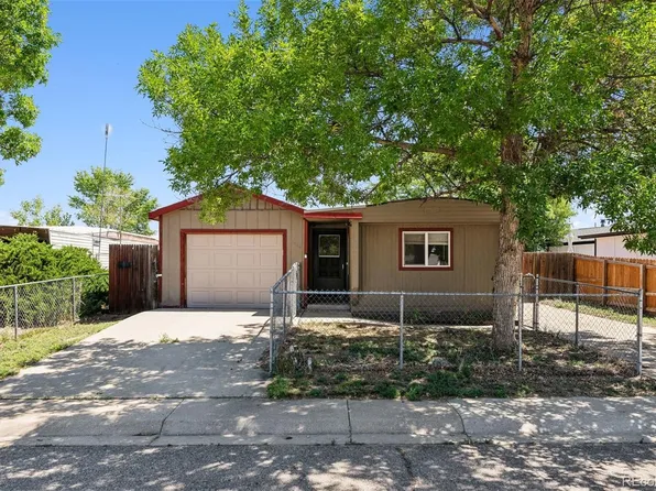1044 Macdavidson Circle, Dacono, CO 80514
