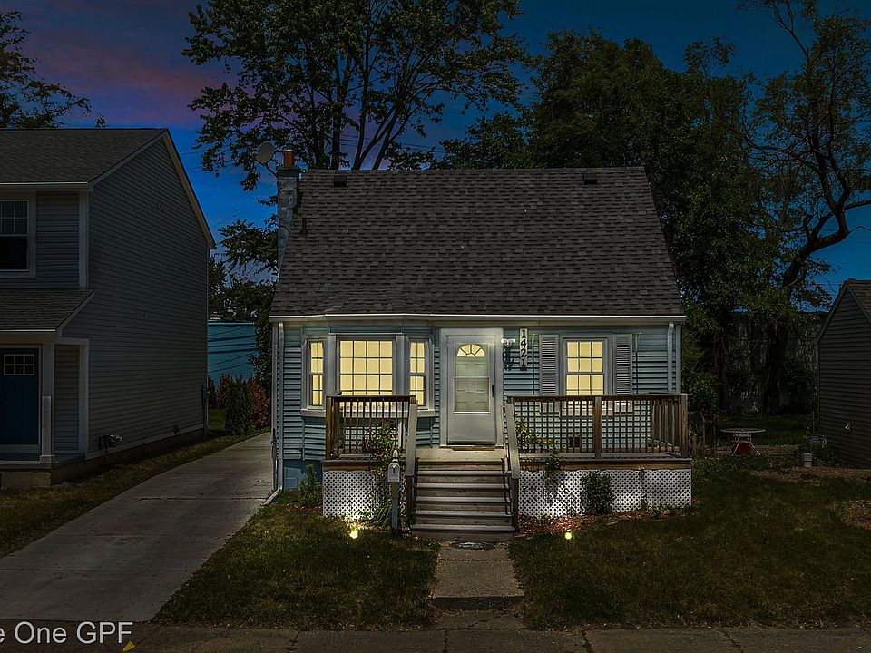 1st image of 1421 E Woodruff Ave