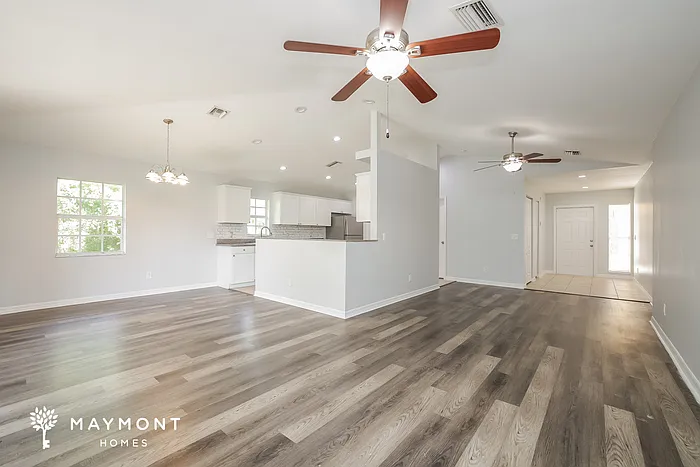 3 bed, 2.0 bath, 1751 sqft, $1,695 — Photo 4