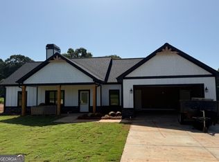 111 Topher St, Hartwell, GA 30643