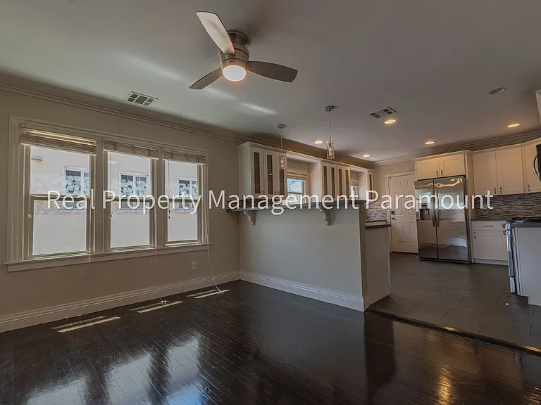 1925 South Harcourt Avenue, — Photo 14