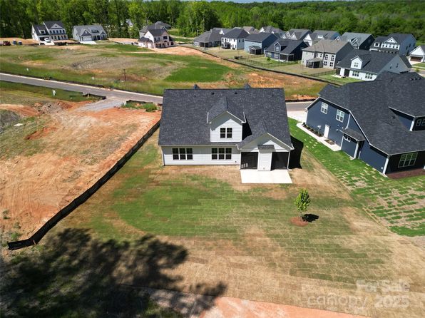 2567 Cornelius Pl NW, Concord, NC 28027