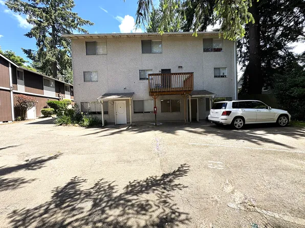 12313 11th Pl SW #11, Seattle, WA 98146