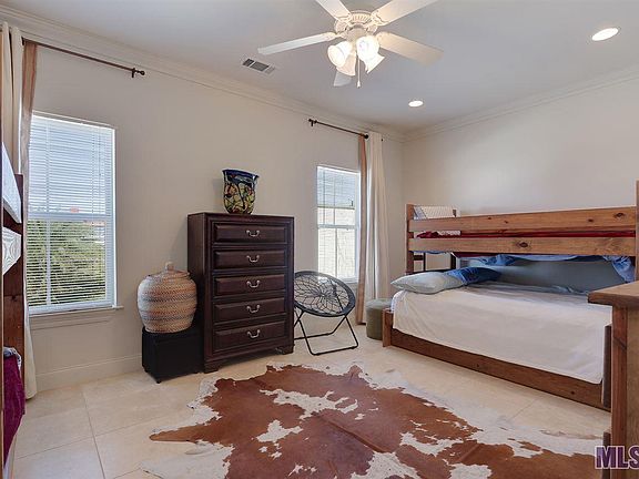 5th image of 2301 False River Dr Suite C