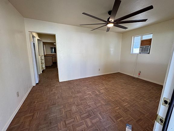3rd image of 612 Union St