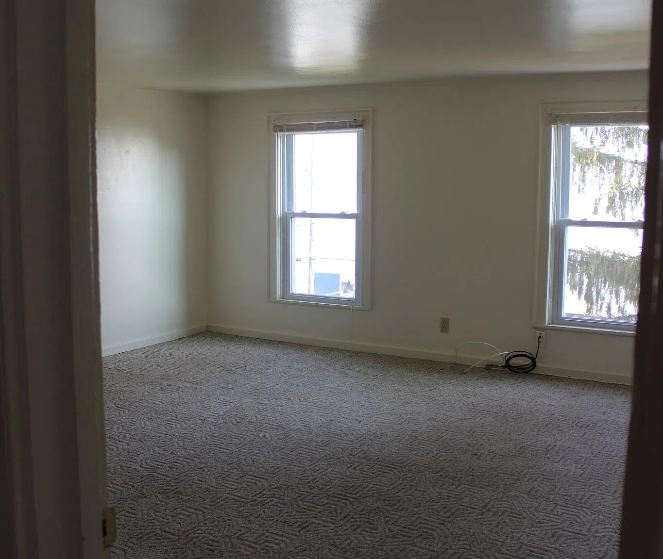 1 bed, 500 sqft, $975 — Photo 2