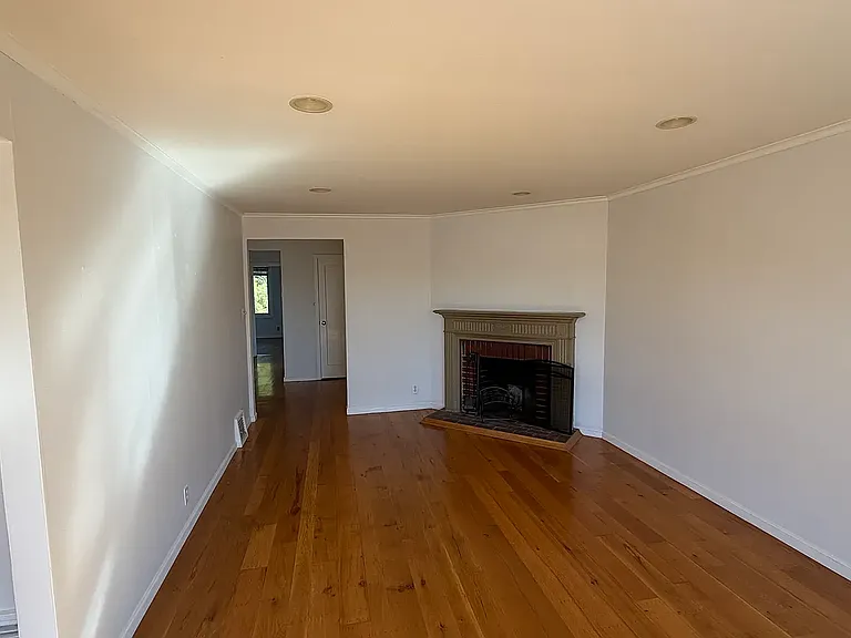3591 Darcy Ct NW — Photo 17