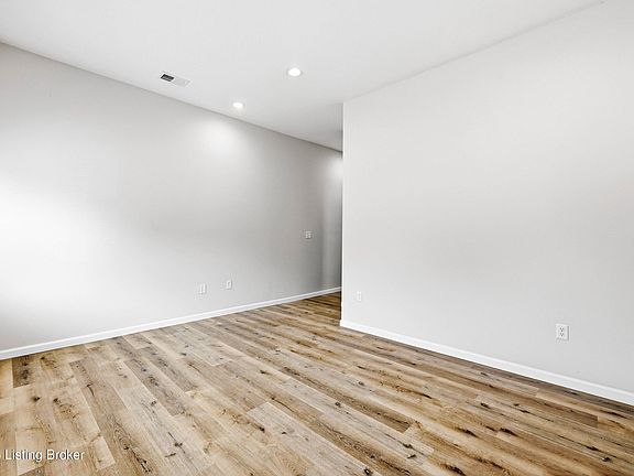 5th image of 1551 Dumesnil St