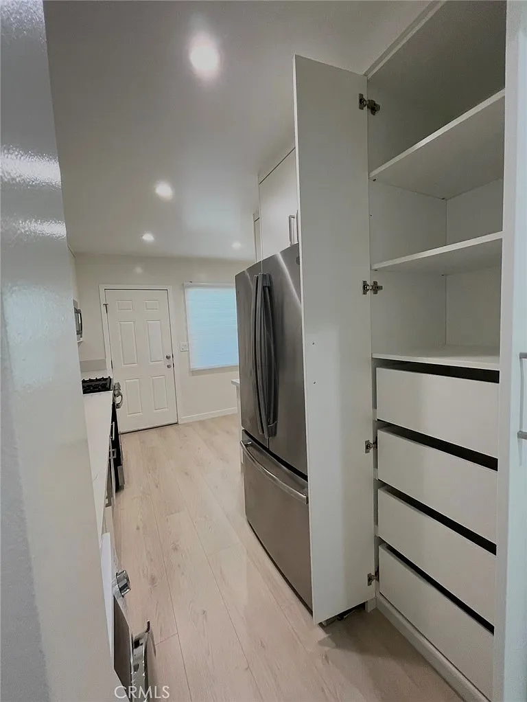 1 bed, 650 sqft, $2,500 — Photo 4