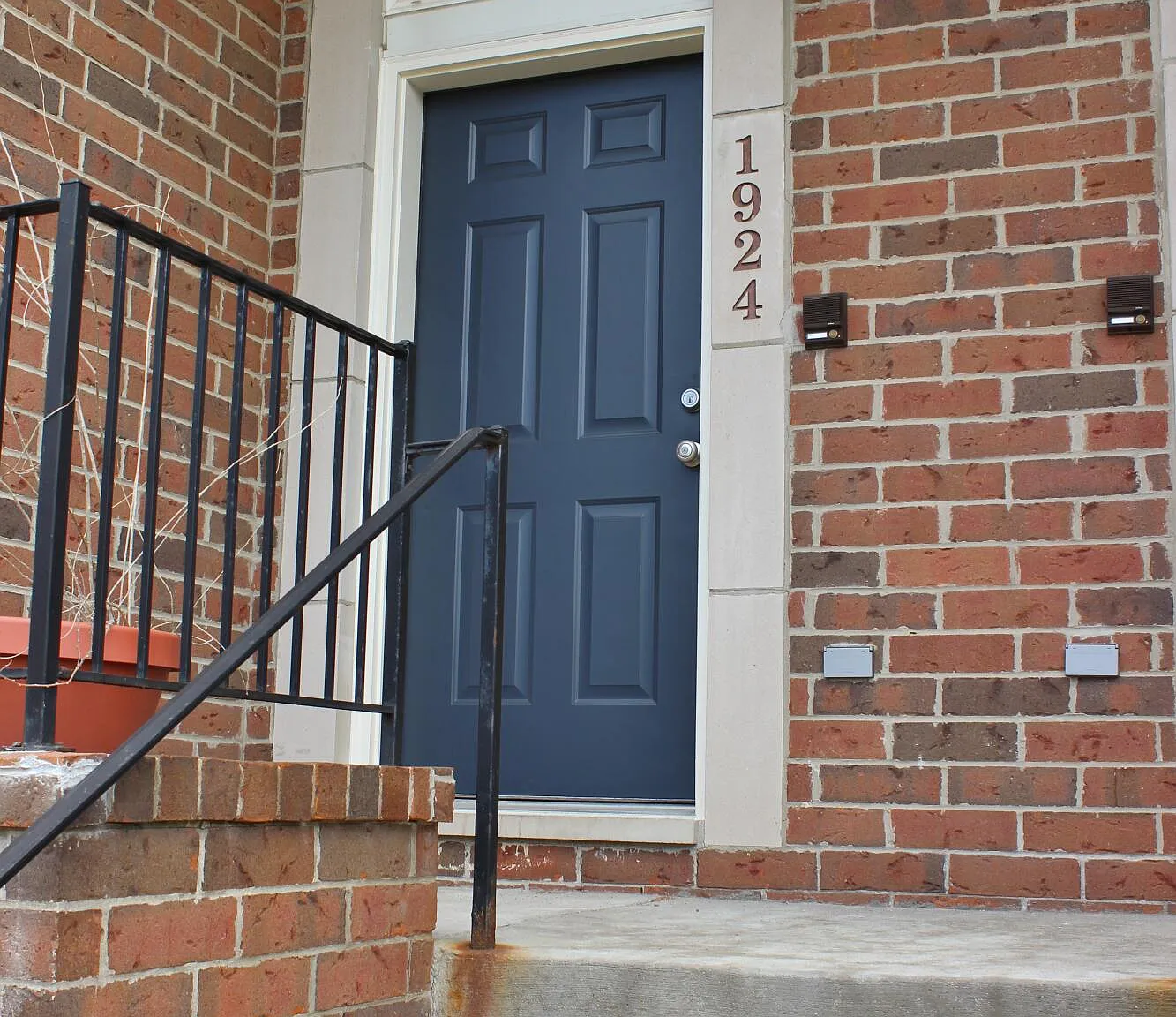 2 bed, 2.0 bath, 1563 sqft, $2,500 — Photo 3