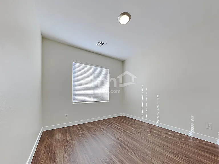 8920 Cambridge Glen Ct — Photo 15