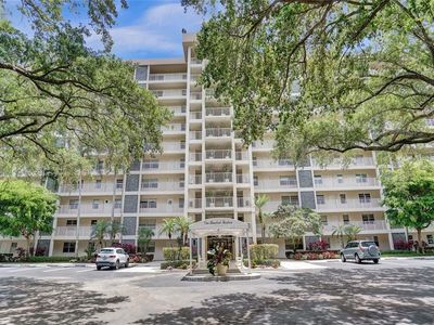 3520 Oaks Way #204, Pompano Beach, FL, 33069