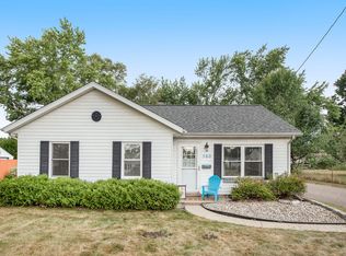 560 Riverside Dr, Battle Creek, MI 49015