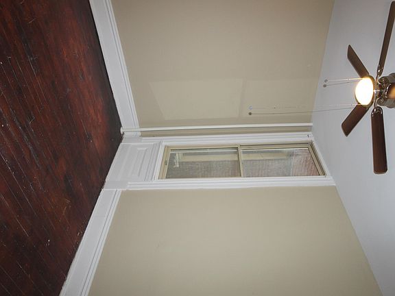 5th image of 923 Beech Ave APT 1