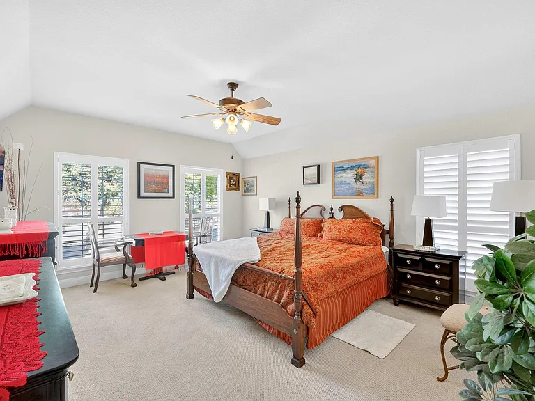 Hilton Head Dr — Photo 19
