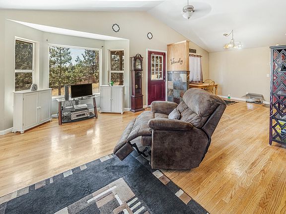 4th image of 11212 NW Lister Ave