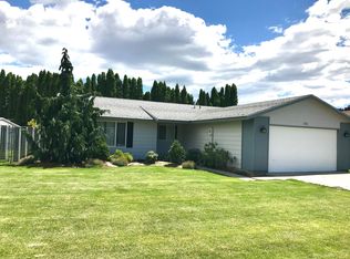 1702 Parsons Loop, Yakima, WA 98908
