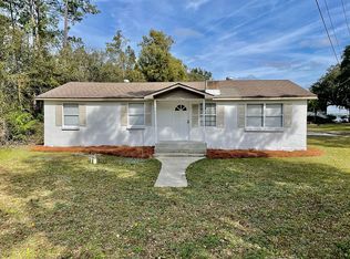 202 Midway Cir, Brunswick, GA 31523