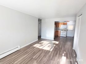1014 Westmoreland Rd, Colorado Springs, CO