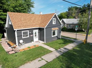 331 Monroe St, Little Chute, WI 54140