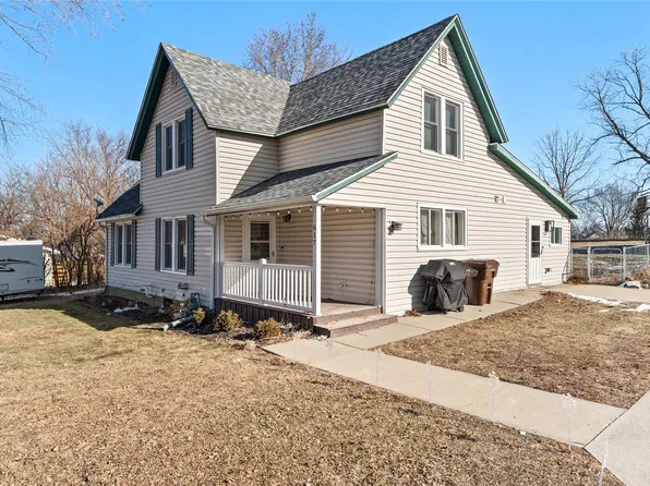 617 Metcalf St, Maxwell, IA 50161