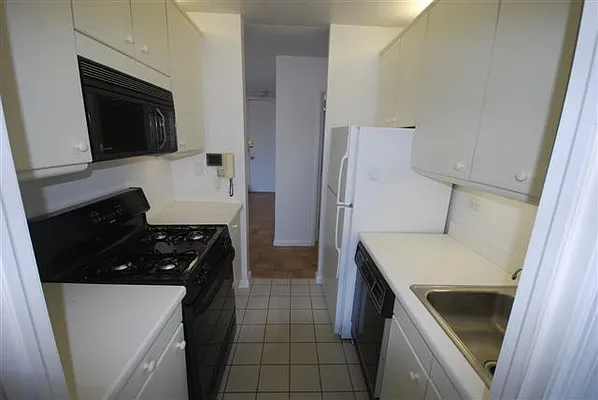 Rented by Luxury Habitat | media 21